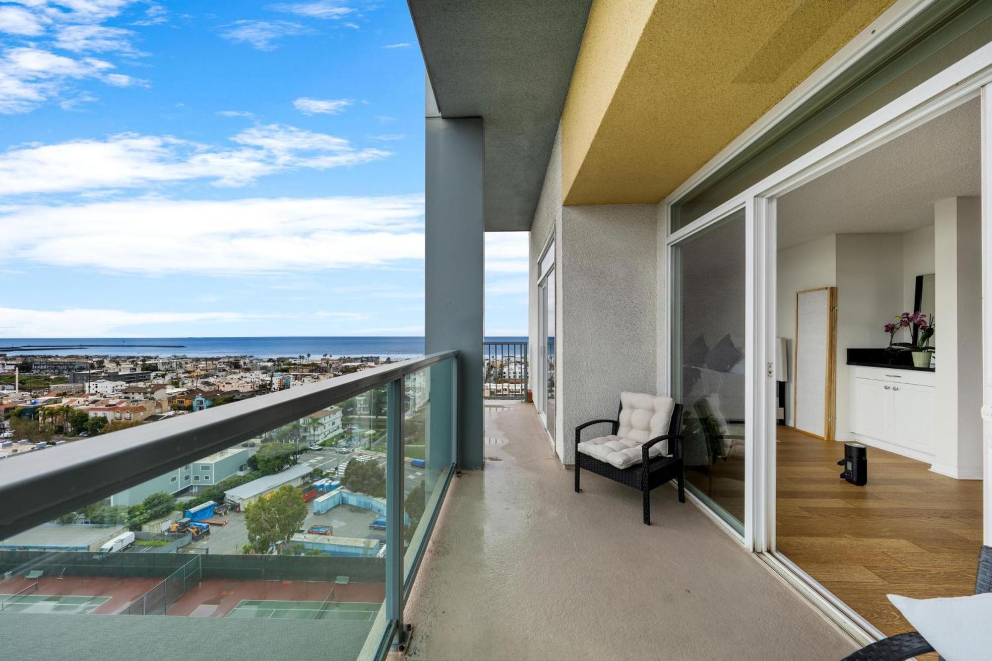 Marina Appartement With Beach View Los Angeles Exterior photo